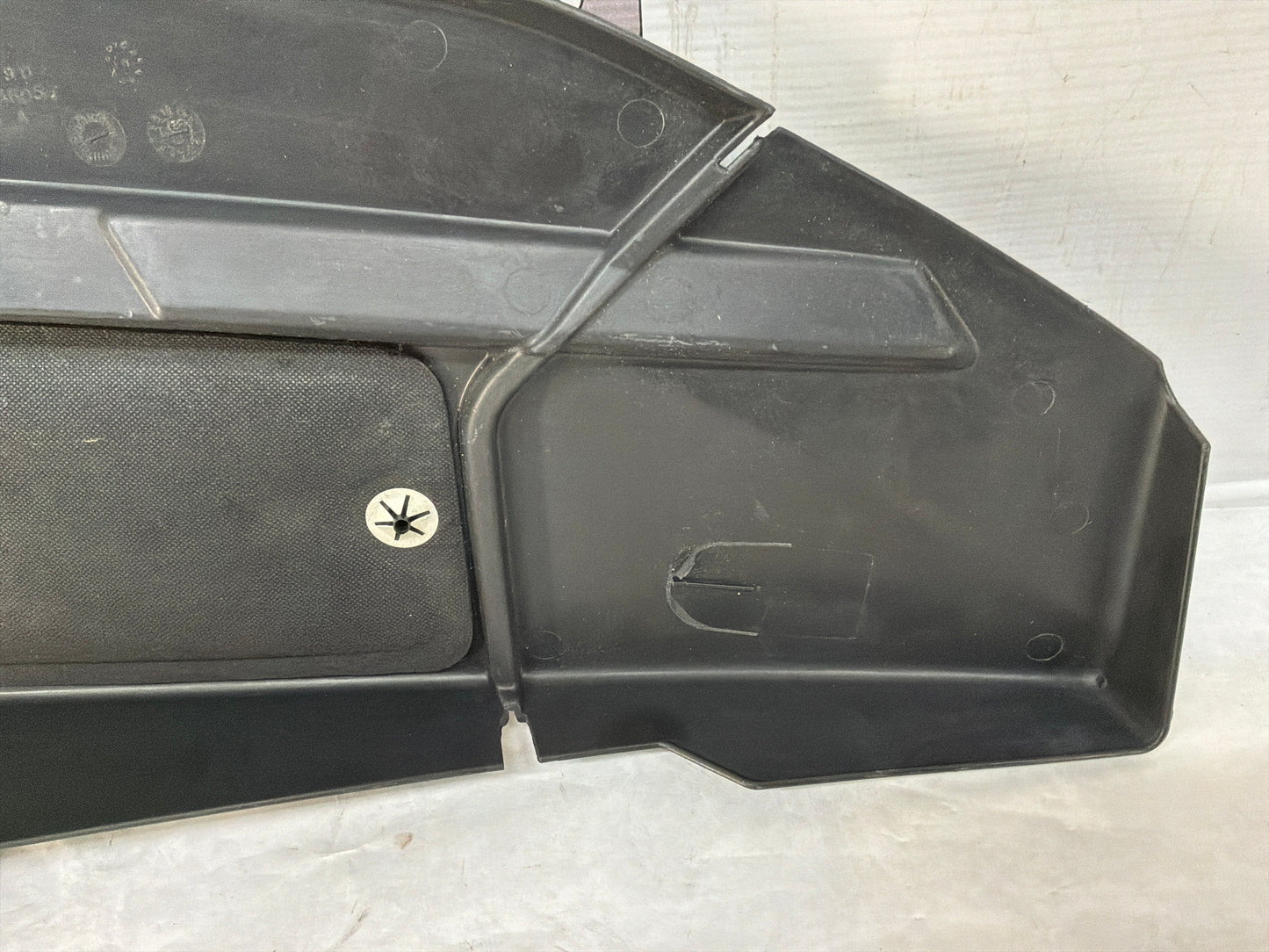 2011 Cadillac CTS-V Coupe RH Passenger Engine Bay Cowl Trim Cover Panel Splash Shield OEM