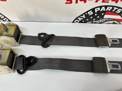 1999 Chevy Camaro Z28 SS Rear RH & LH Seatbelt Seat Belt Retractor Tan OEM