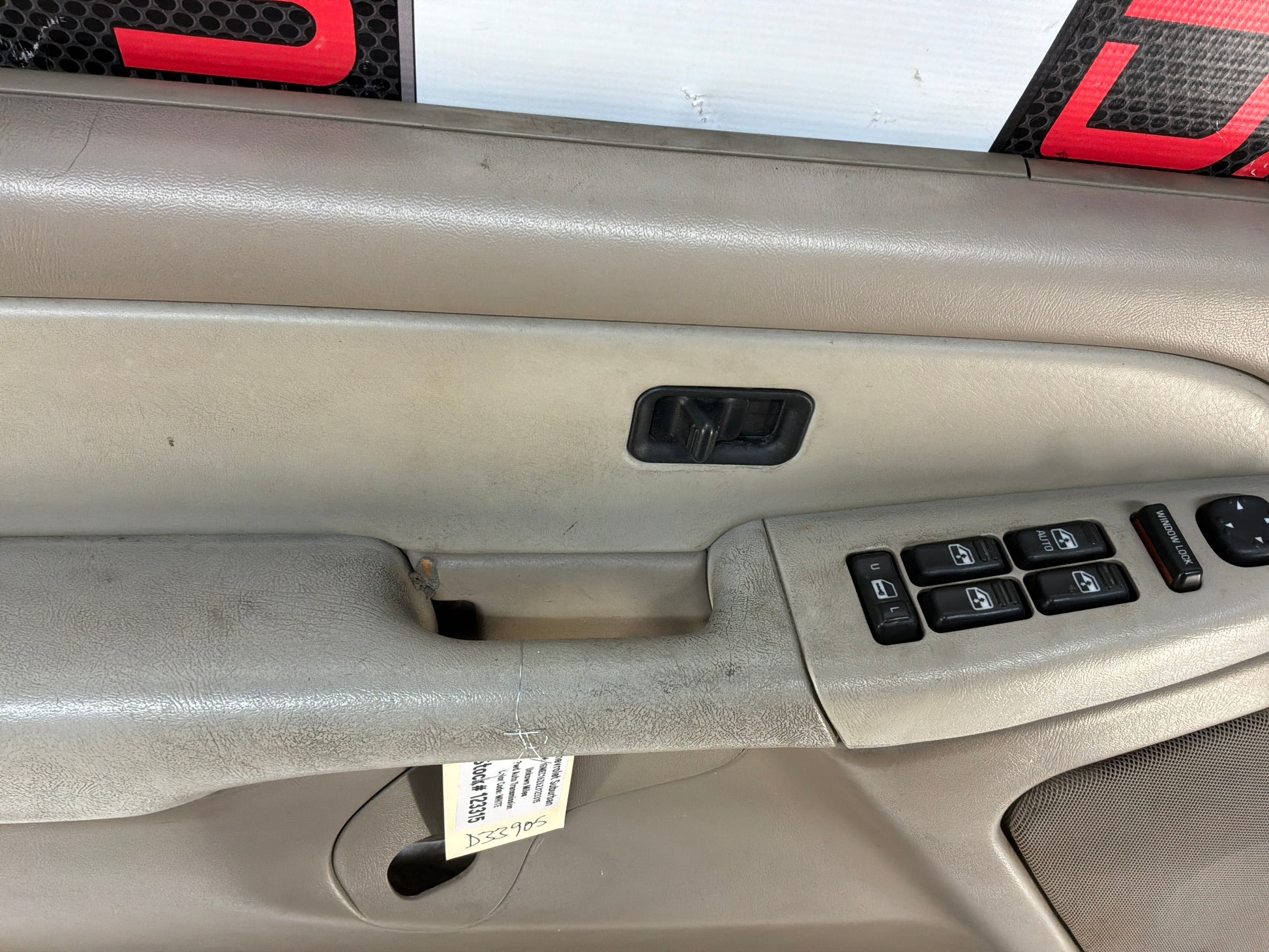 Lh front door panel - Day's Parts Yard