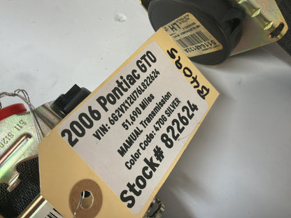2006 Pontiac GTO LH & RH Front Seat Belts Retractors OEM