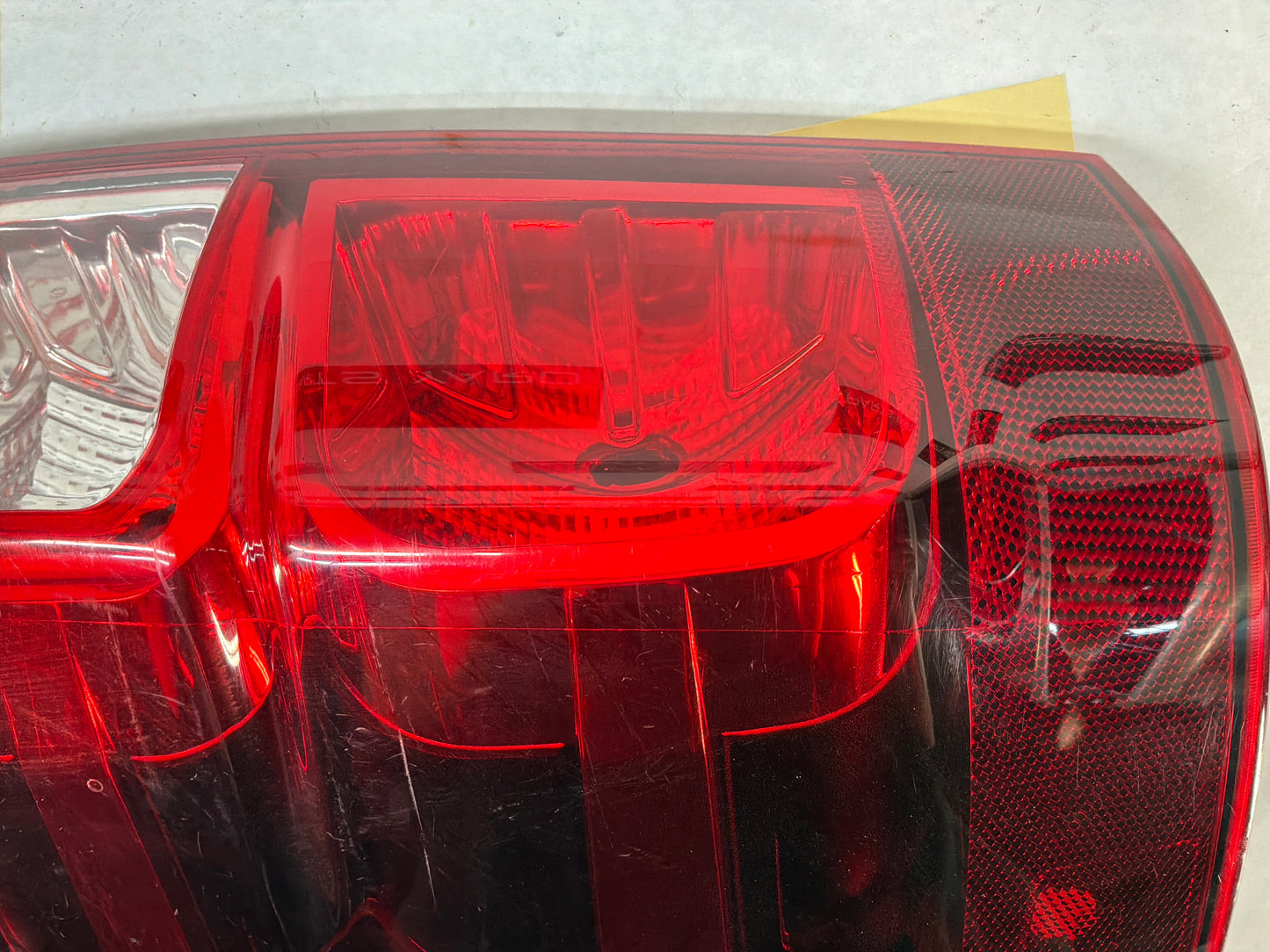 2012 Chevy Avalanche LH Driver Tail Light Taillight Lamp OEM