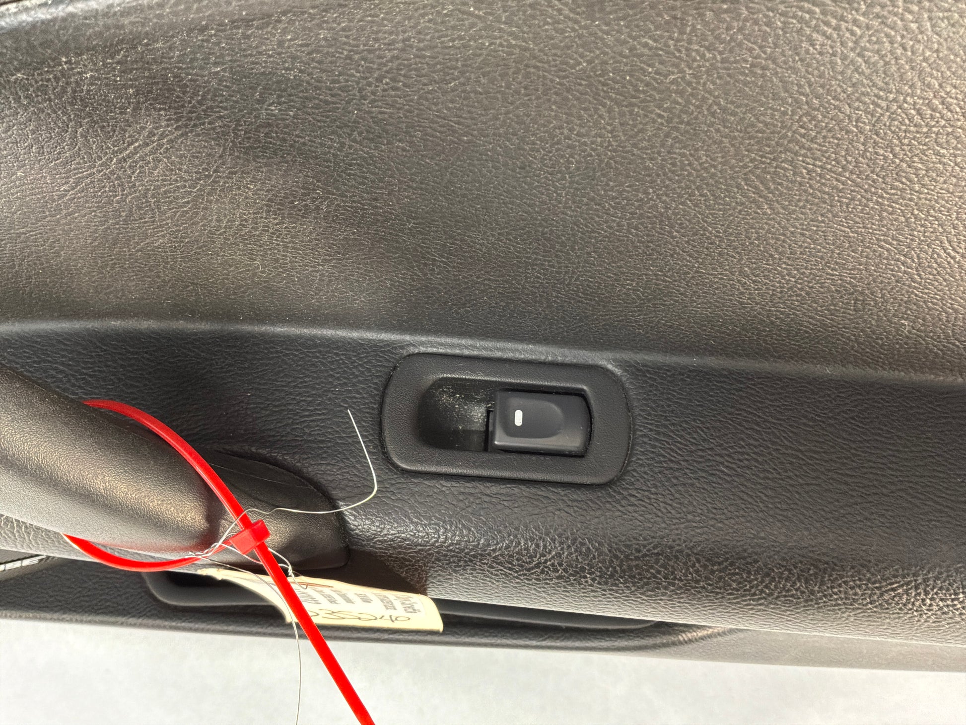 Rh front door panel - Day's Parts Yard