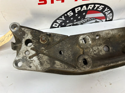 2014 Chevy Caprice PPV Automatic Transmission Crossmember Mount Support OEM