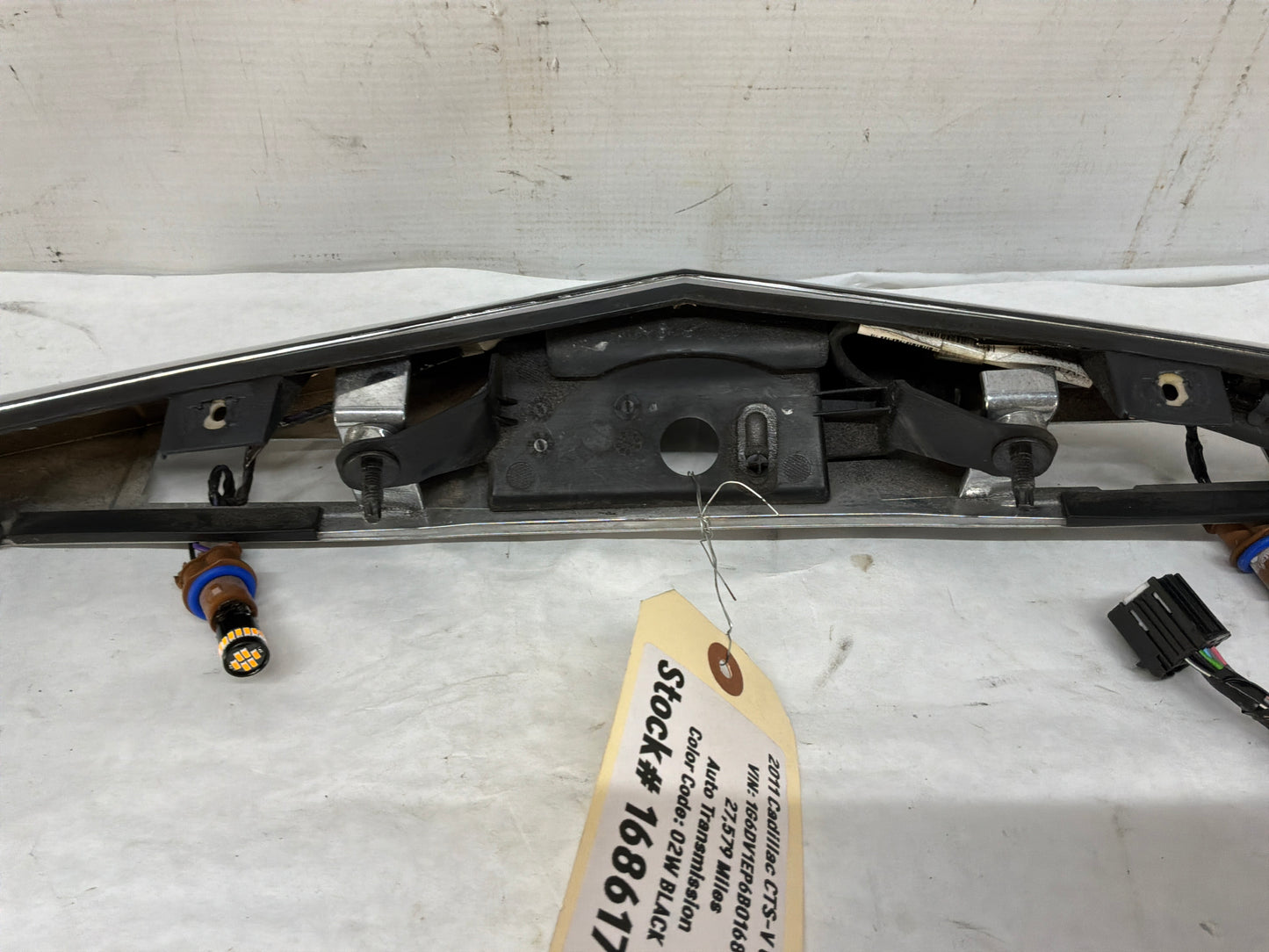 2011 Cadillac CTS-V Coupe Trunk Deck Lid Applique Insert Molding Trim Camera OEM