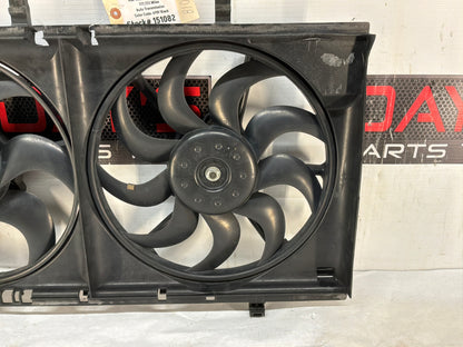 2008 Pontiac G8 GT Dual Radiator Electric Coolant Cooling Fans Assembly OEM