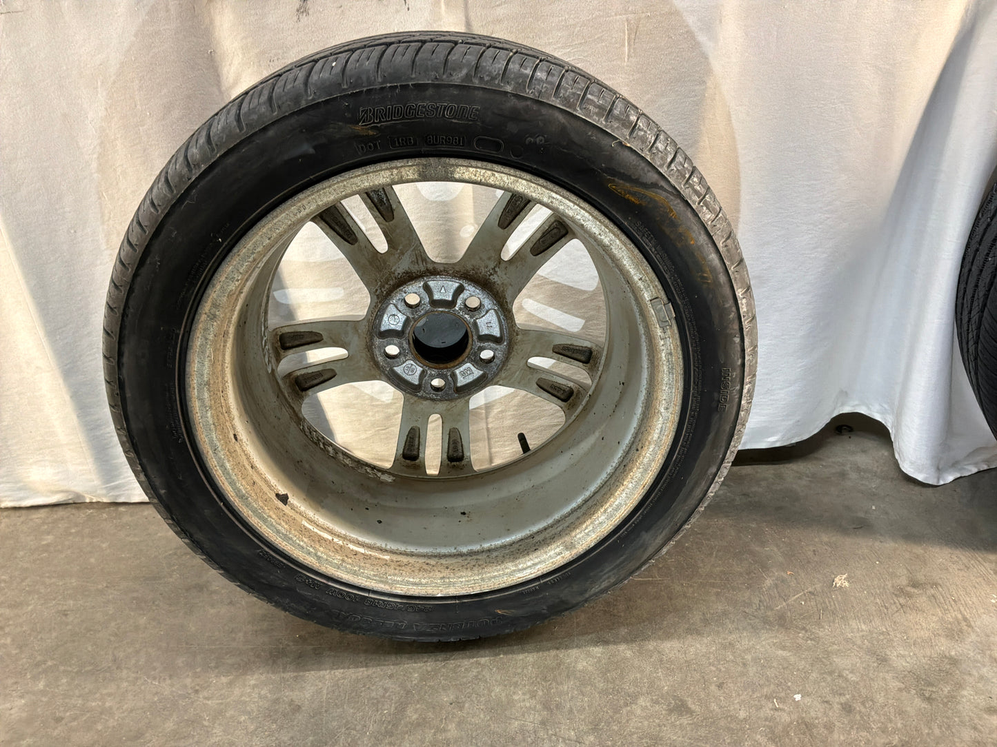 Wheels and tire - Day's Parts Yard