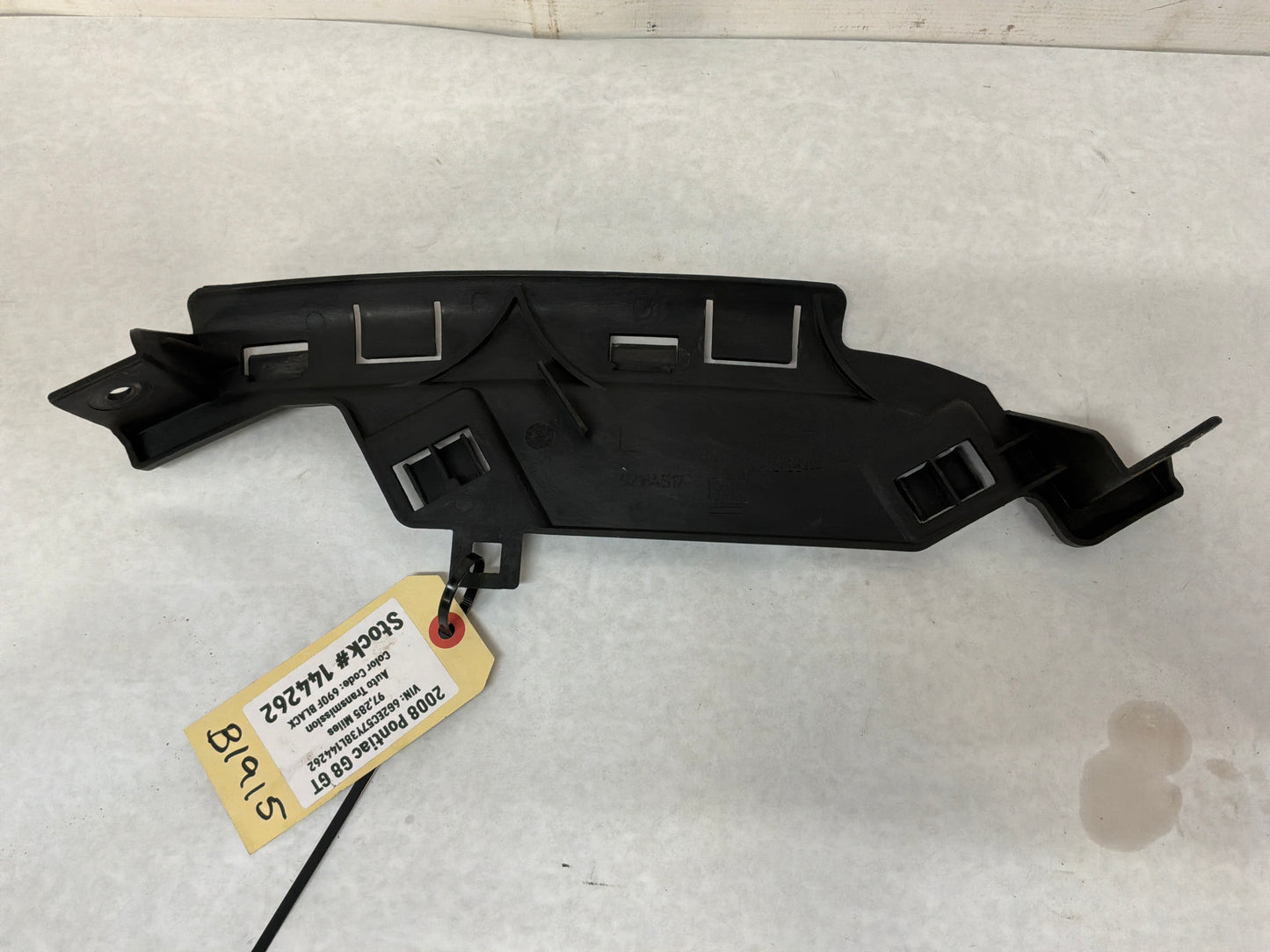 2008 Pontiac G8 RH & LH Front Bumper Fascia Support Brackets OEM