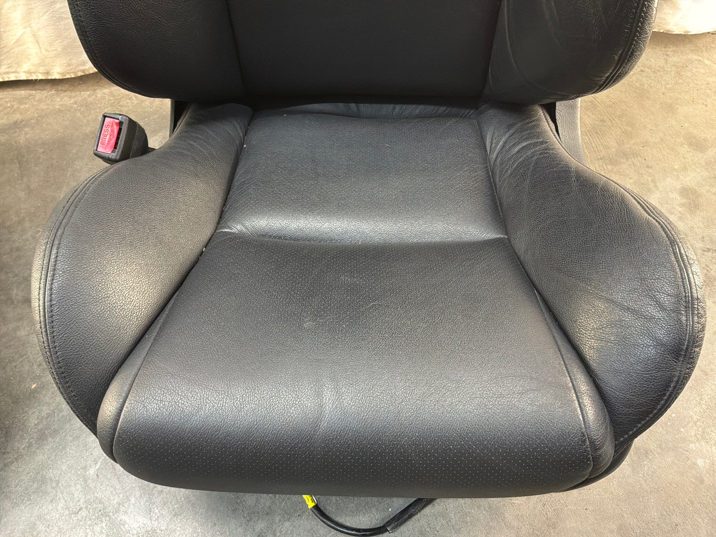 2004 Pontiac GTO Seats Fronts and Rears Black Leather OEM