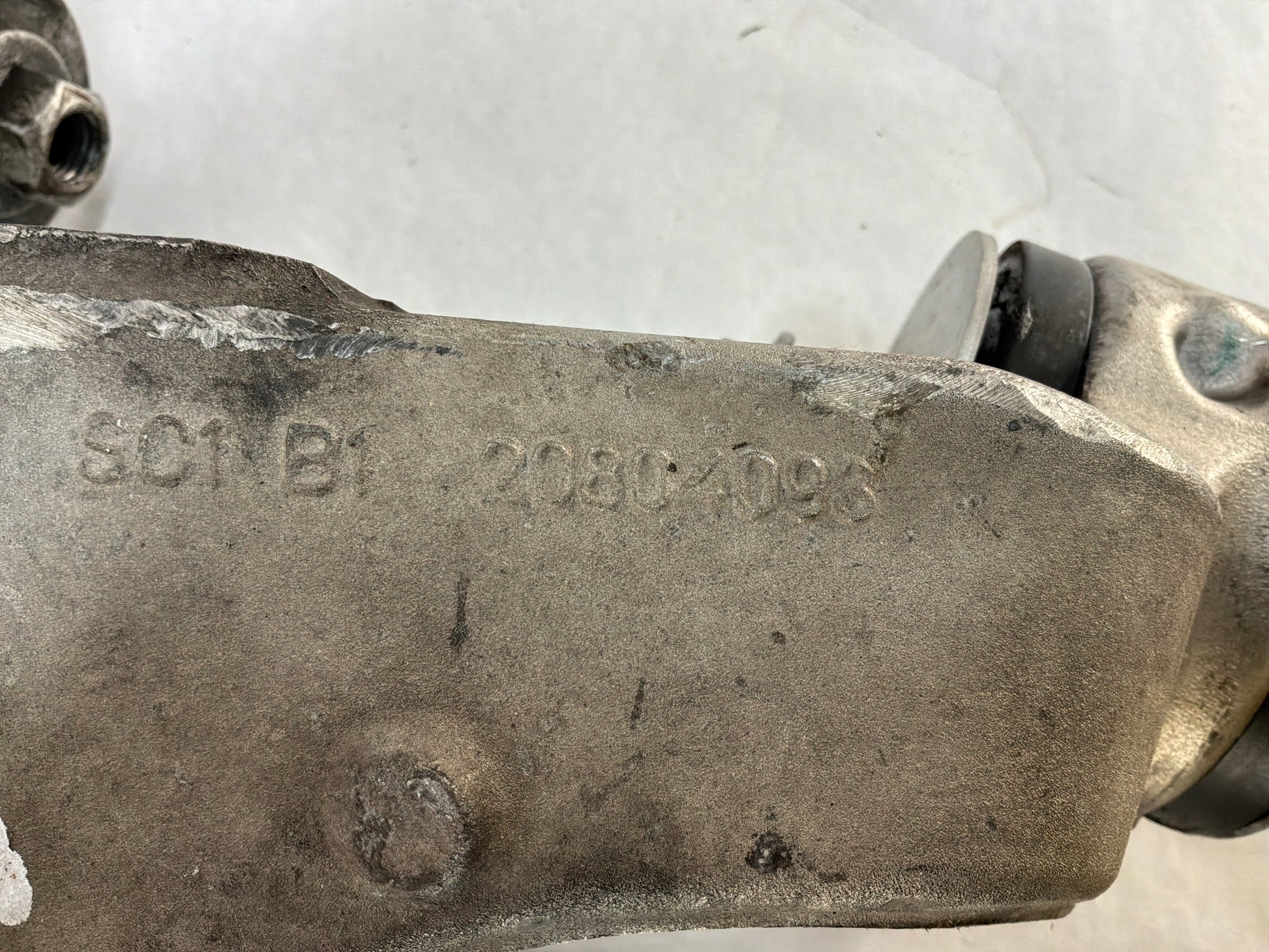 2013 Cadillac CTS-V Sedan RH & LH Front & Rear Upper Control Arm OEM - Day's Parts Yard