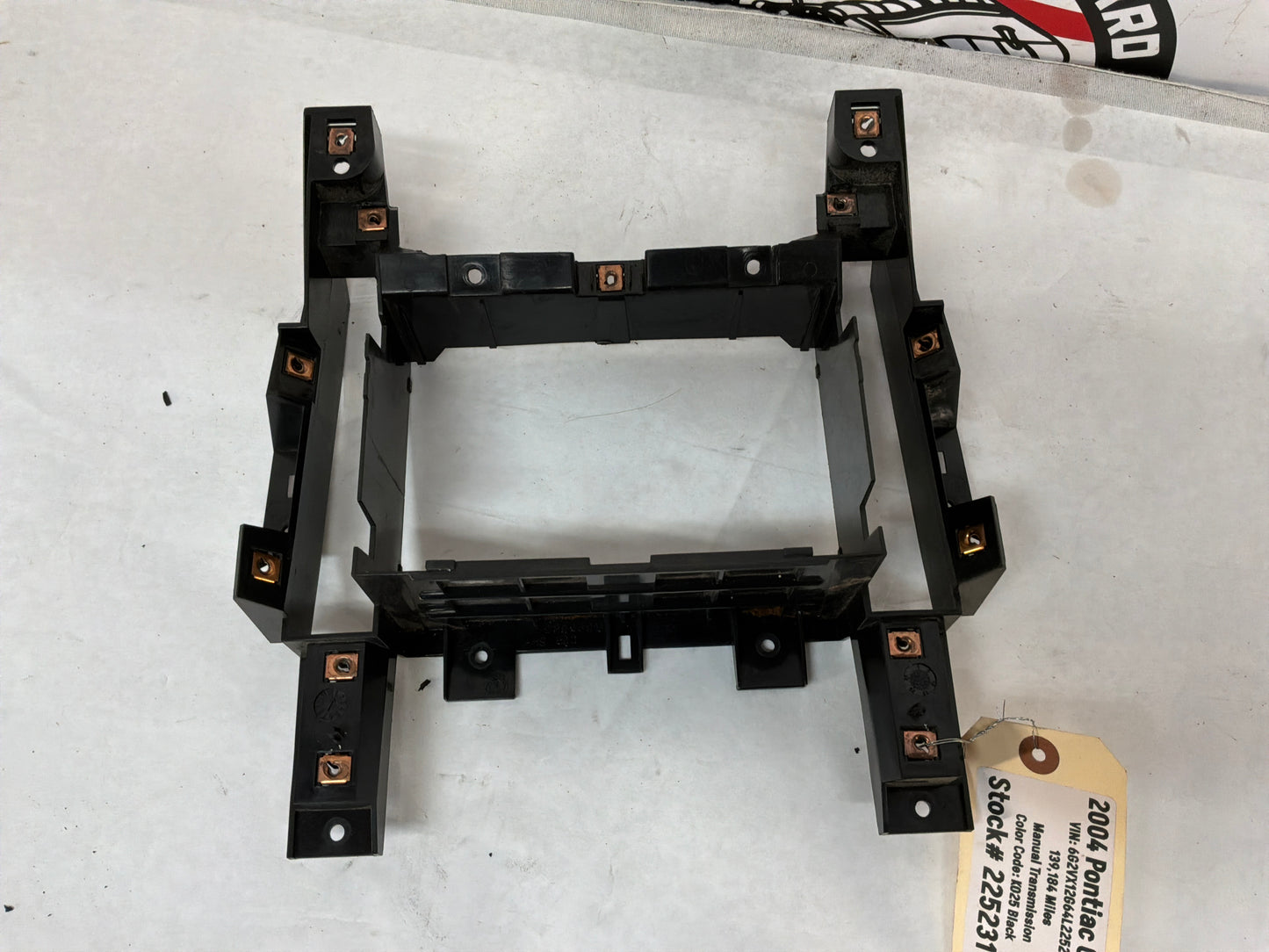 2004 Pontiac GTO Radio Mount Center Housing OEM