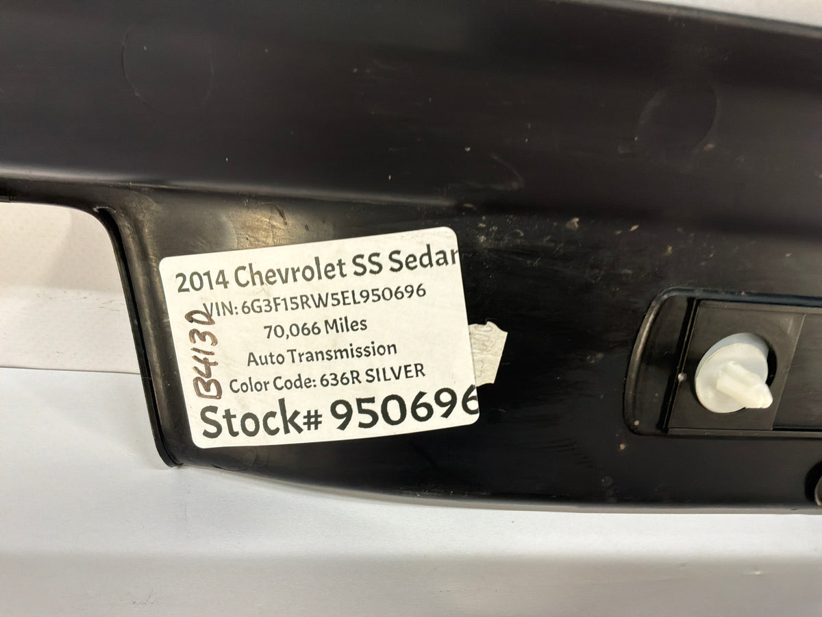 2014 Chevy SS Sedan RH Passenger Front Door Scuff Sill Plate Panel Trim OEM
