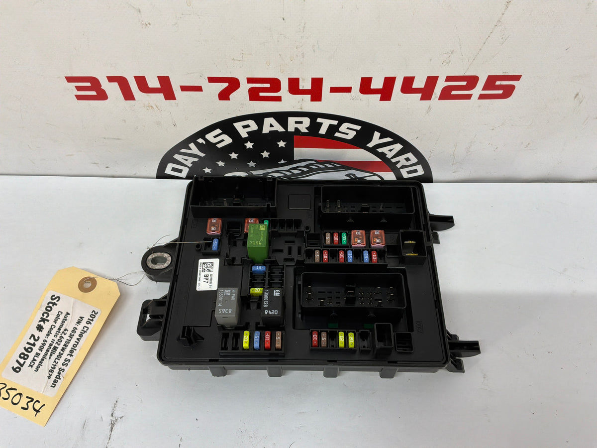 2016 Chevy SS Sedan Rear Trunk Fuse Relay Body Harness Junction Box Block Panel OEM