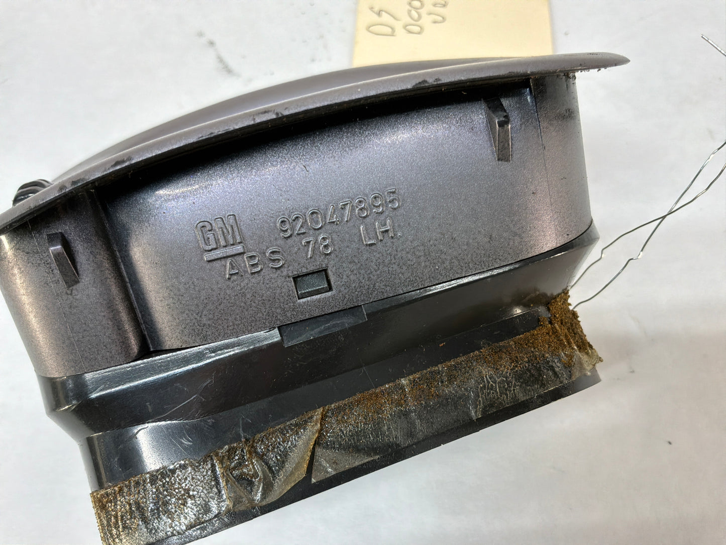 2005 Pontiac GTO LH Driver Door Panel HVAC Vent OEM