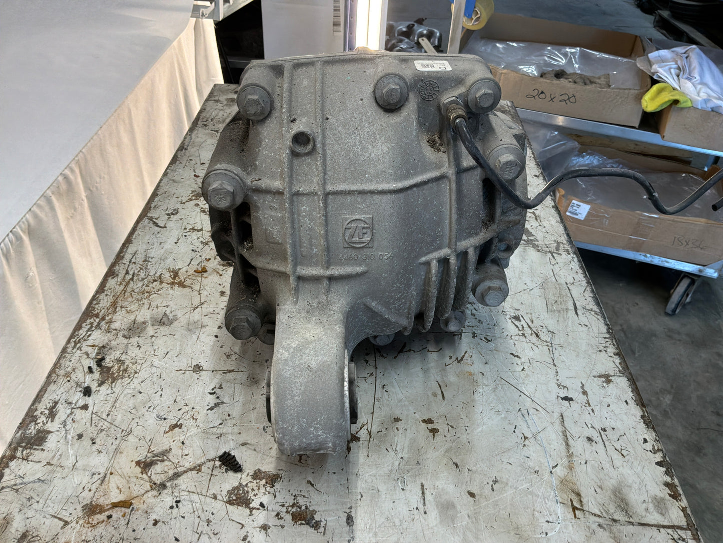Rear differential - Day's Parts Yard