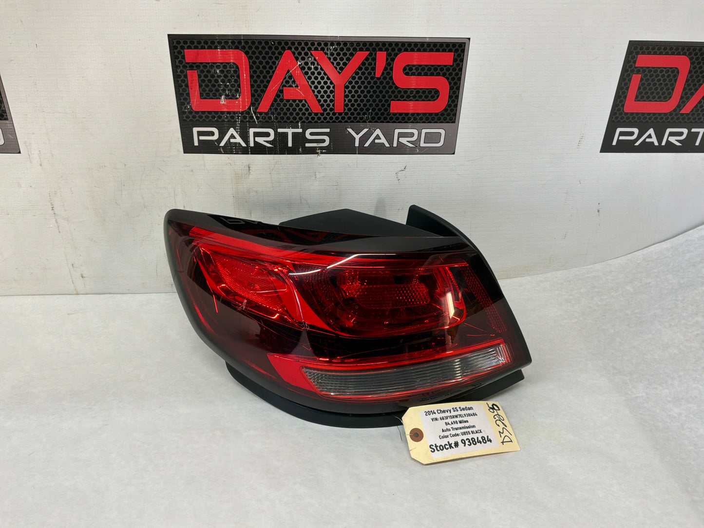 Tail light - Day's Parts Yard