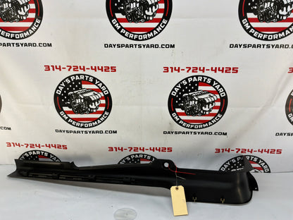 2006 Pontiac GTO RH Passenger Interior Sill Carpet Retainer Trim Cover Panel OEM