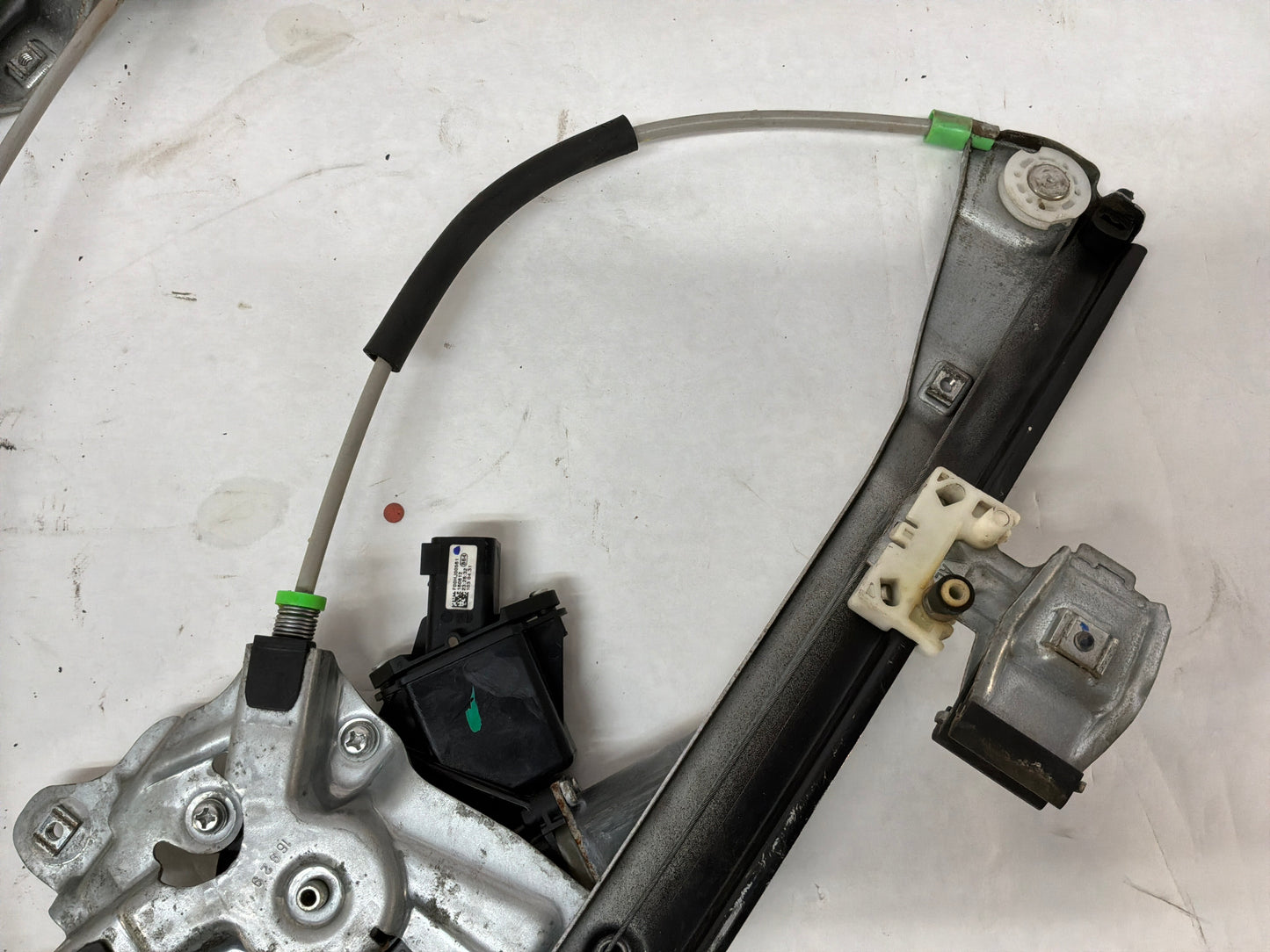 2017 Chevy SS Sedan LH Driver Front Window Regulator Motor OEM