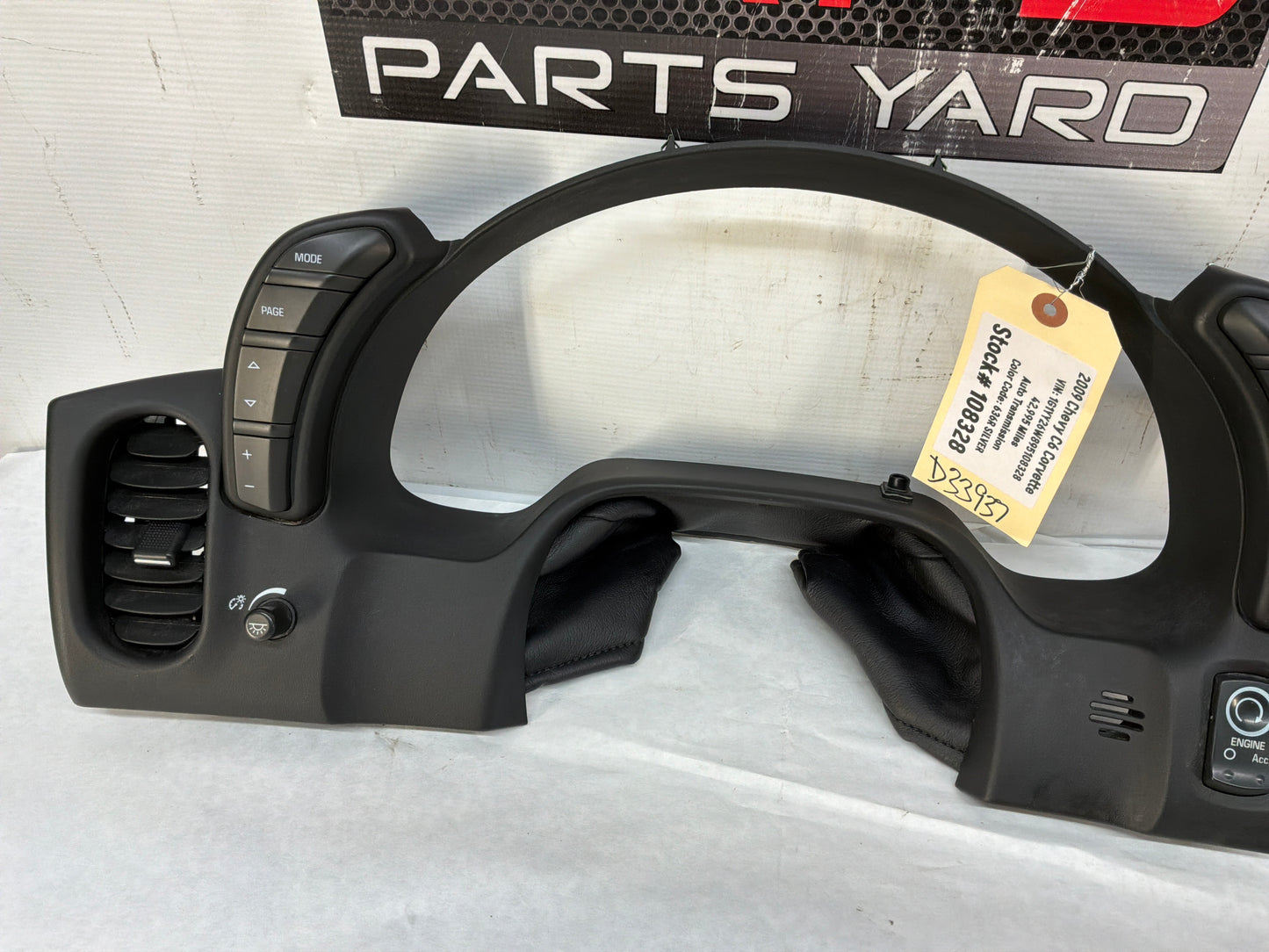 Speedometer bezel - Day's Parts Yard