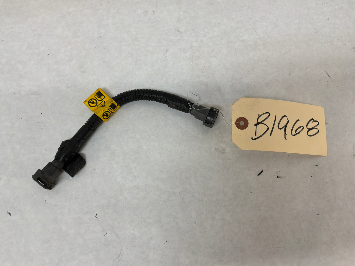 2006 Pontiac GTO Fuel Gas Line Hose Tube OEM
