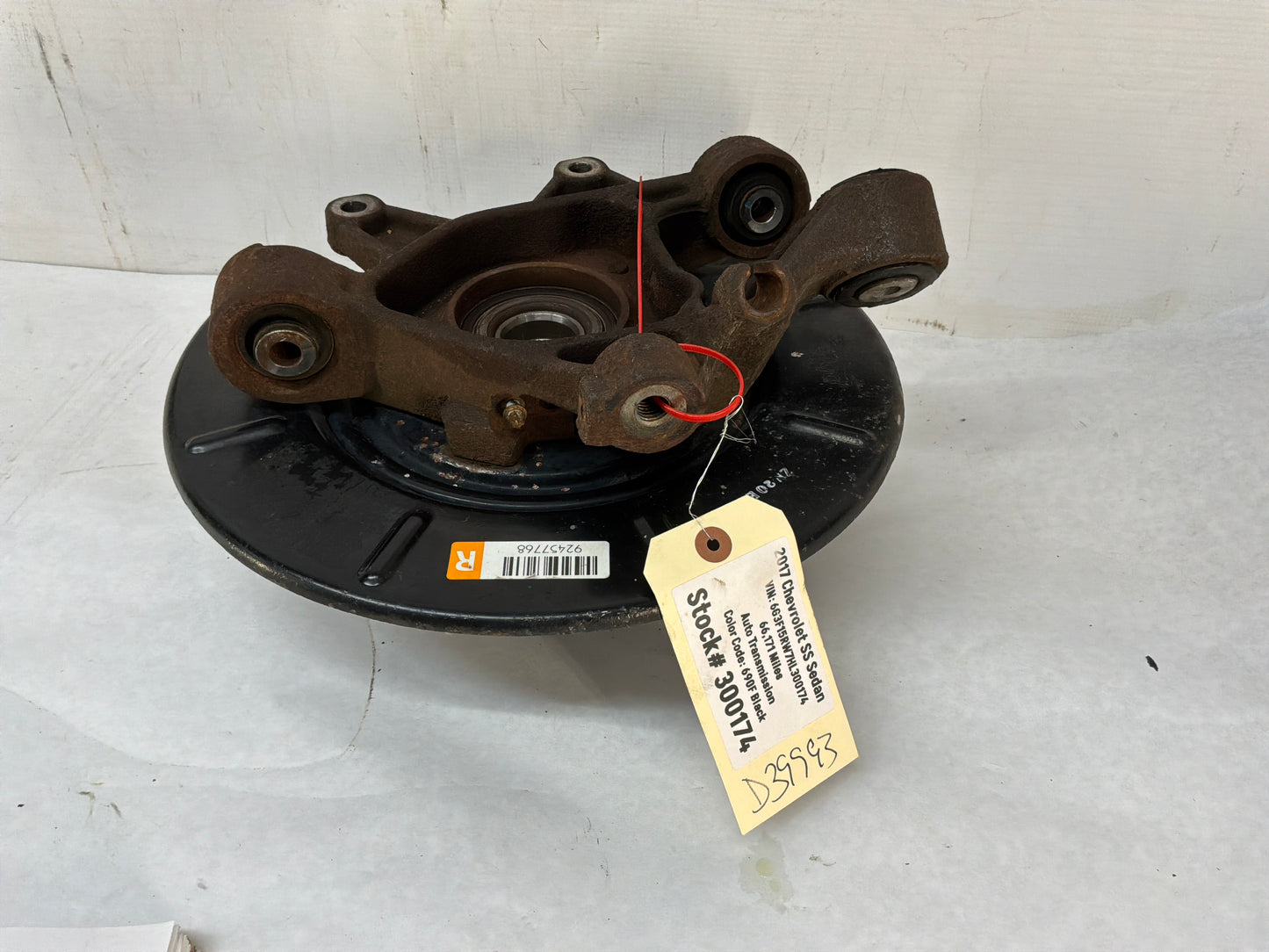 2017 Chevy SS Sedan RH Passenger Rear Suspension Spindle Hub Knuckle Wheel Bearing OEM