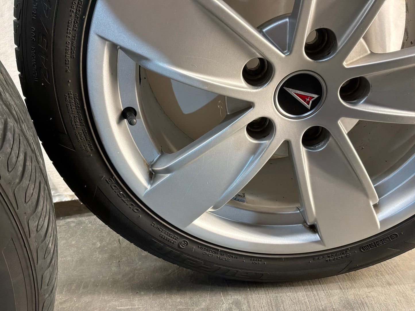 2004 Pontiac GTO Factory OEM 17X8 Wheels and Tires