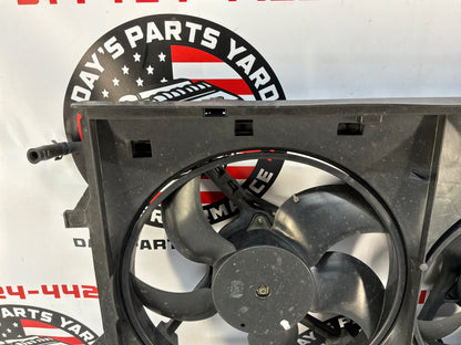 2005 Pontiac GTO Dual Electric Radiator Cooling Fans Shroud Assembly OEM