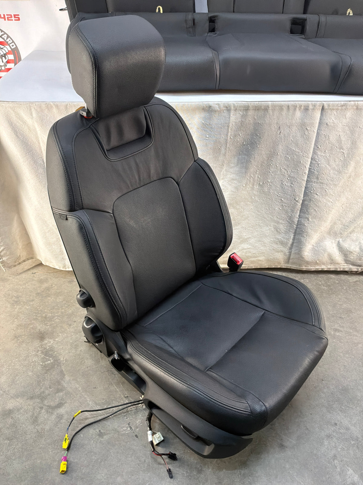 2008 Pontiac G8 GT Seats Fronts and Rears Black Leather OEM