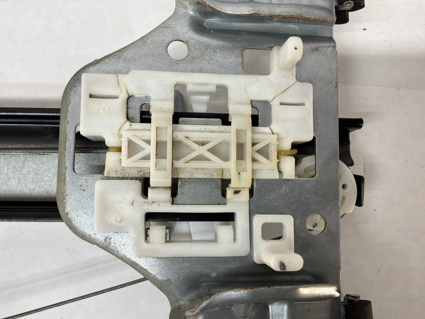2017 Chevy SS Sedan RH Passenger Rear Window Regulator Motor OEM
