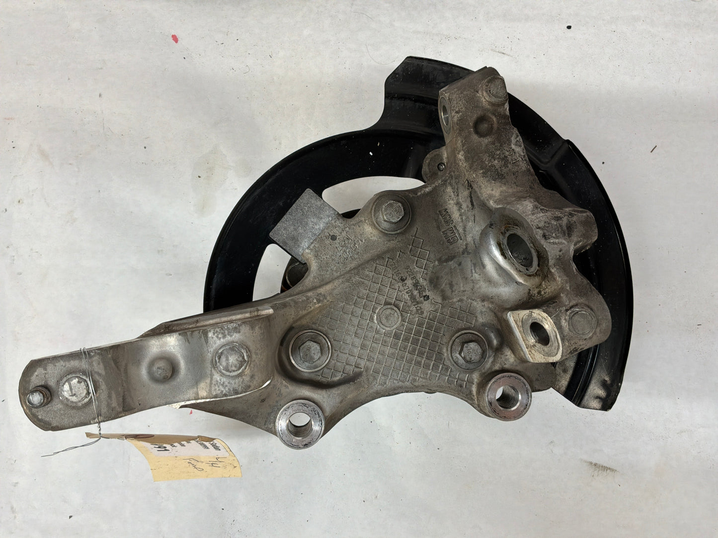 2017 Chevy SS Sedan LH Driver Front Suspension Spindle Hub Knuckle Wheel Bearing OEM