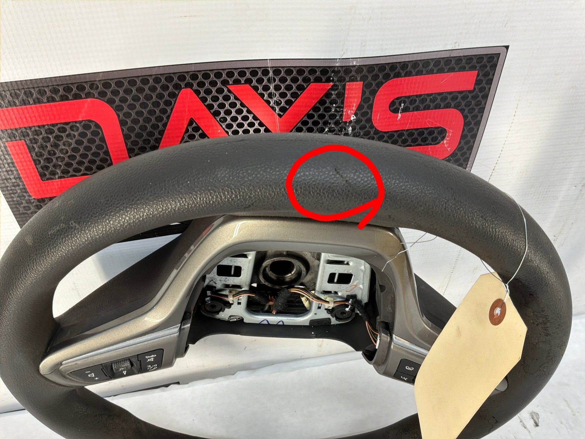 Steering wheel - Day's Parts Yard