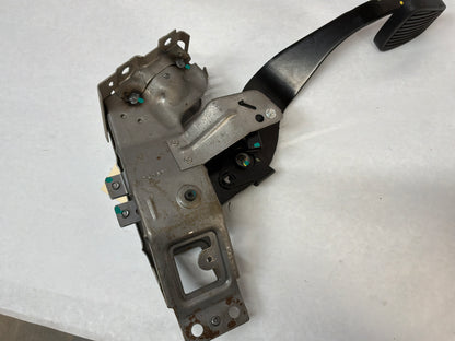2013 Chevy Camaro 1LE Manual Transmission Pedal Brake Clutch Master Cylinder Assembly OEM