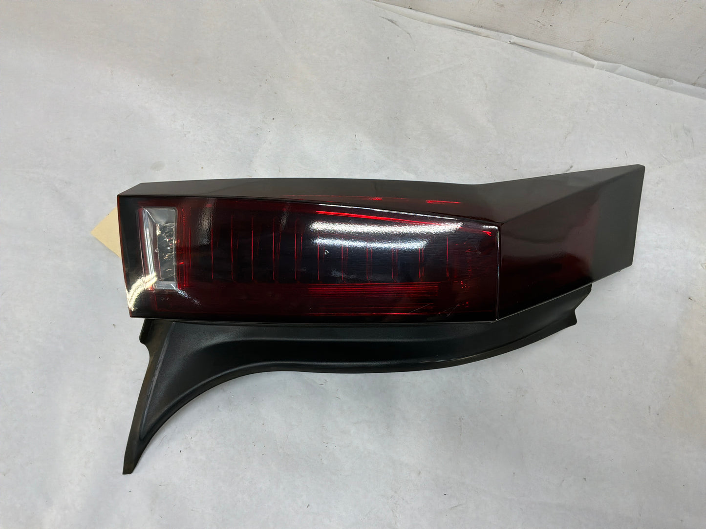 2011 Cadillac CTS-V Coupe RH & LH Taillight Tail Light w/ 3rd Brake Light OEM