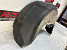 Rh rear wheel liner - Day's Parts Yard