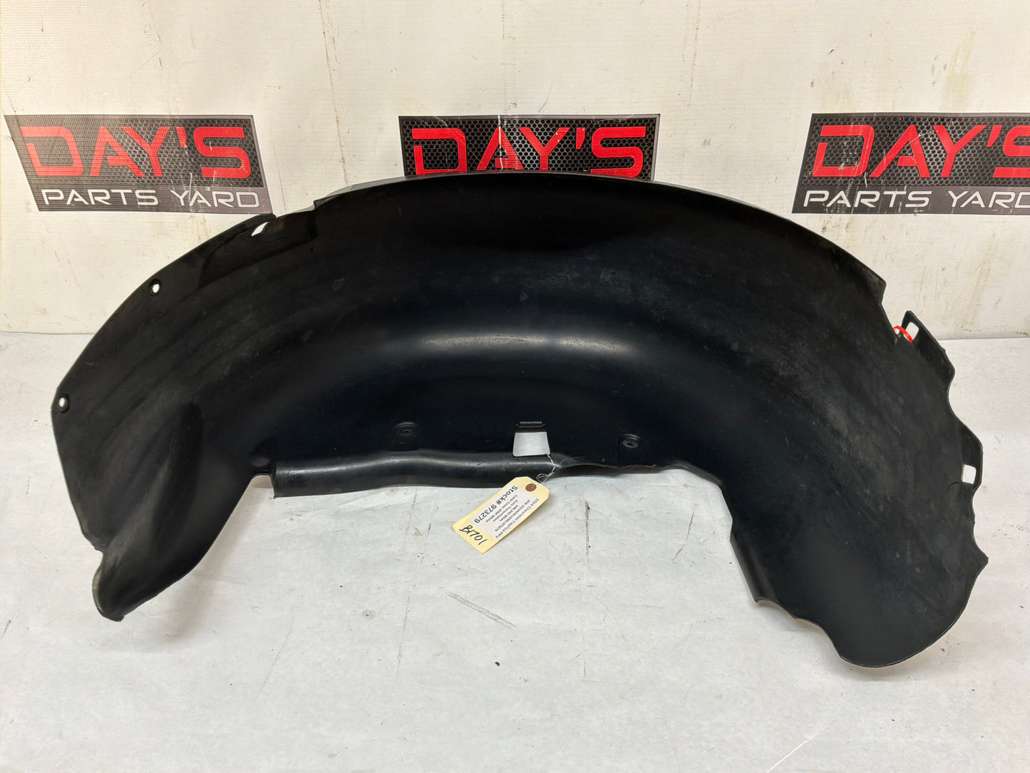 2014 Chevy Caprice PPV RH Passenger Rear Fender Wheel House Well Liner OEM