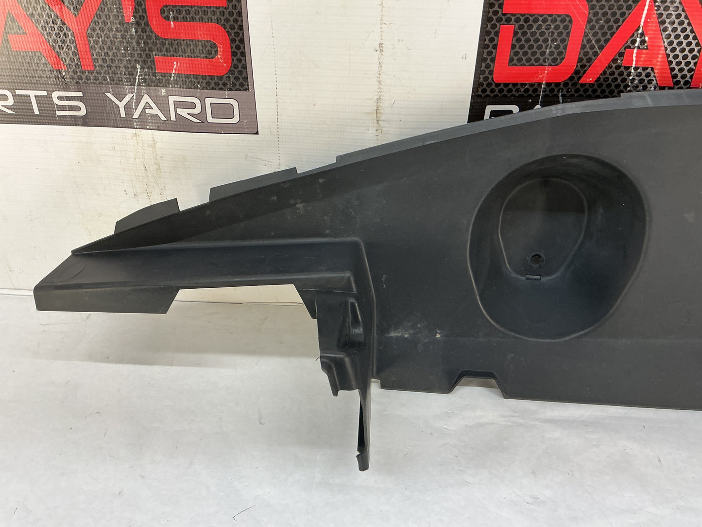 2015 Chevrolet Camaro SS 1LE Lower Radiator Air Inlet Duct Splash Sheild OEM