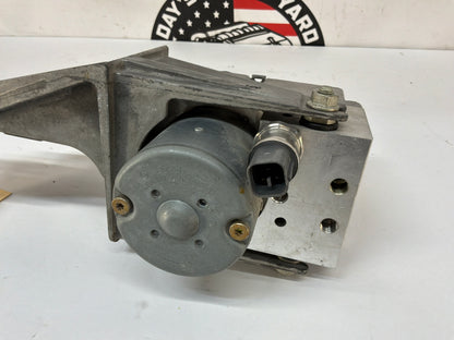 2002 Chevy C5 Corvette ABS Anti Lock Brake Pump Control Module w/ Bracket OEM
