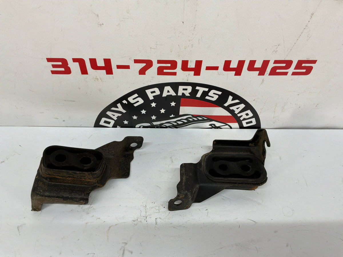 2014 Chevy SS Sedan Exhaust Muffler Hanger Bracket Set OEM