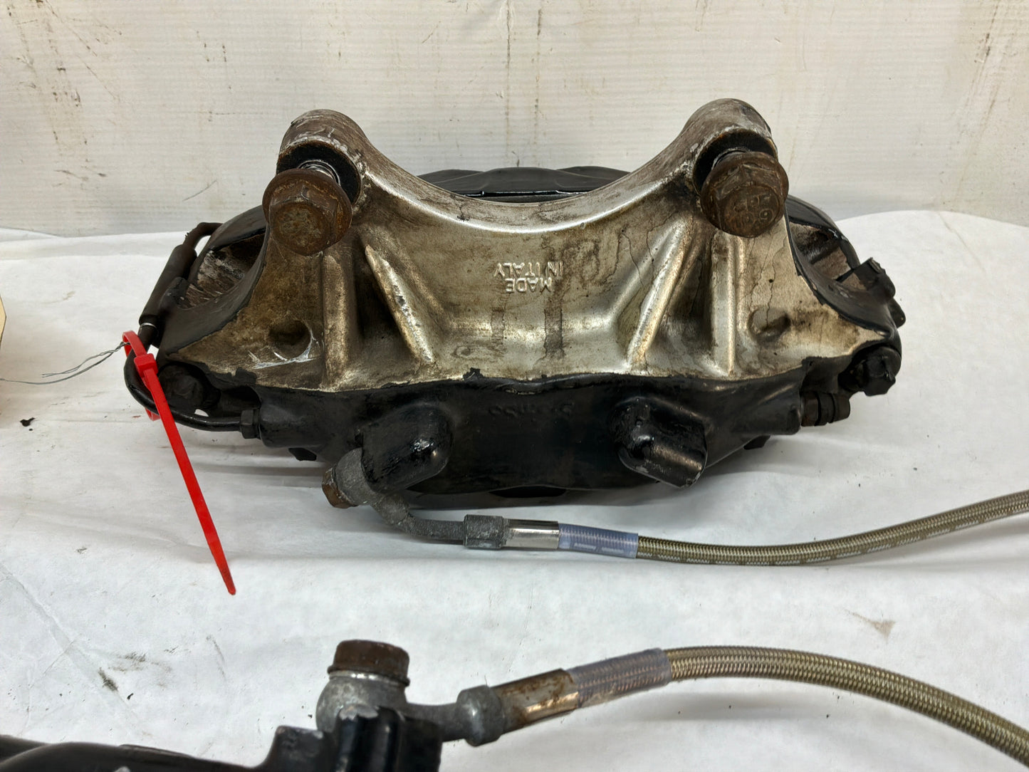 2008-09 Pontiac G8 GT Brembo Brake Calipers Front and Rear OEM