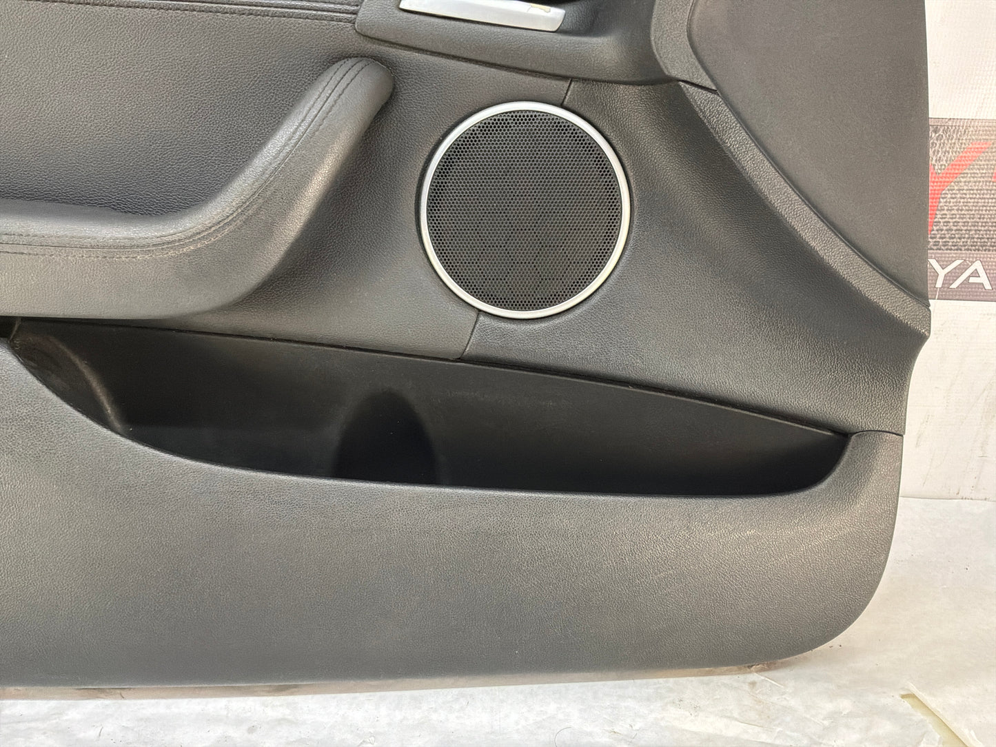 2008 Pontiac G8 GT LH Driver Front Interior Door Panel Trim OEM