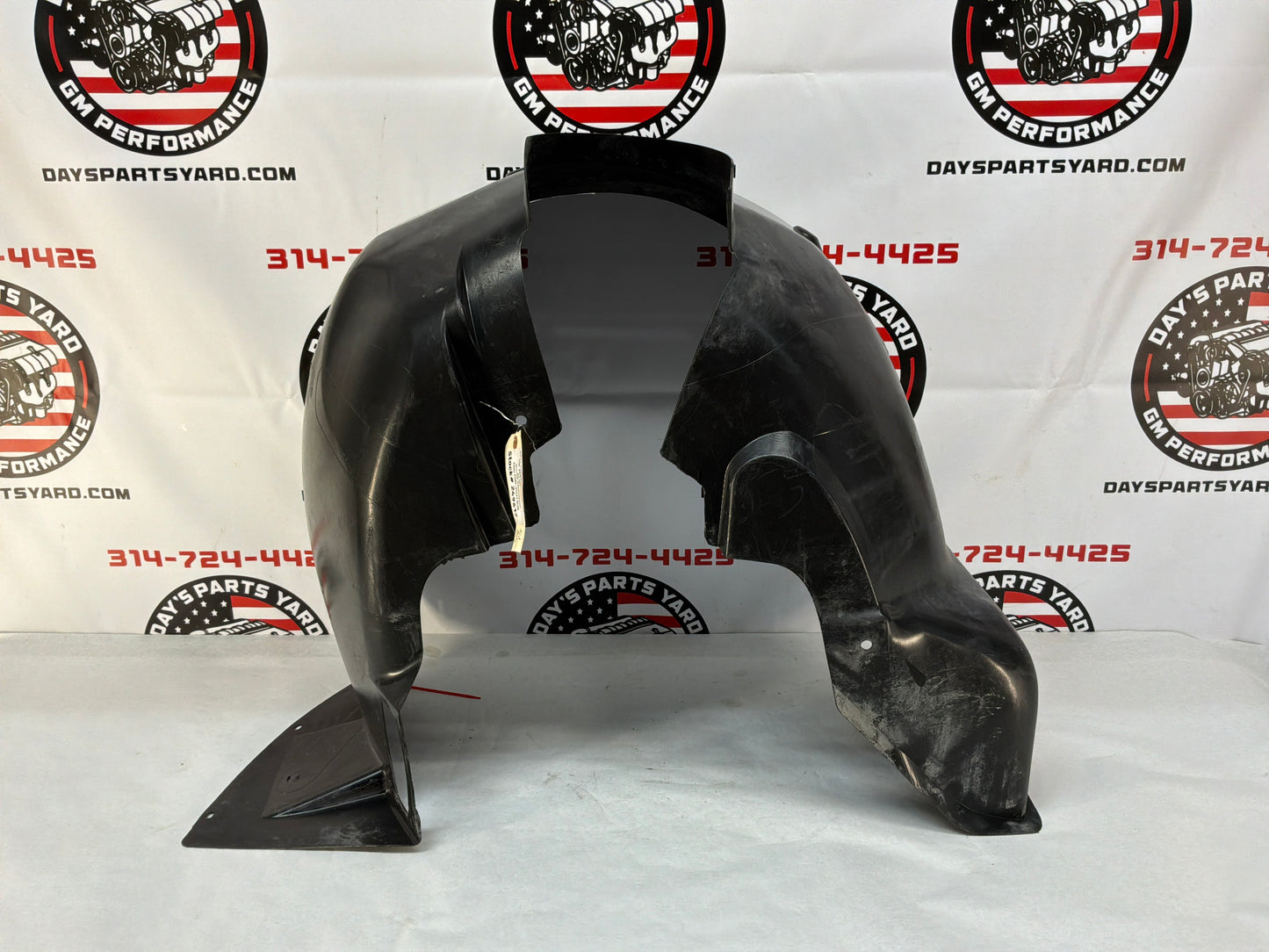 2014 Chevy Camaro SS RH Passenger Front Fender Wheel House Well Liner OEM