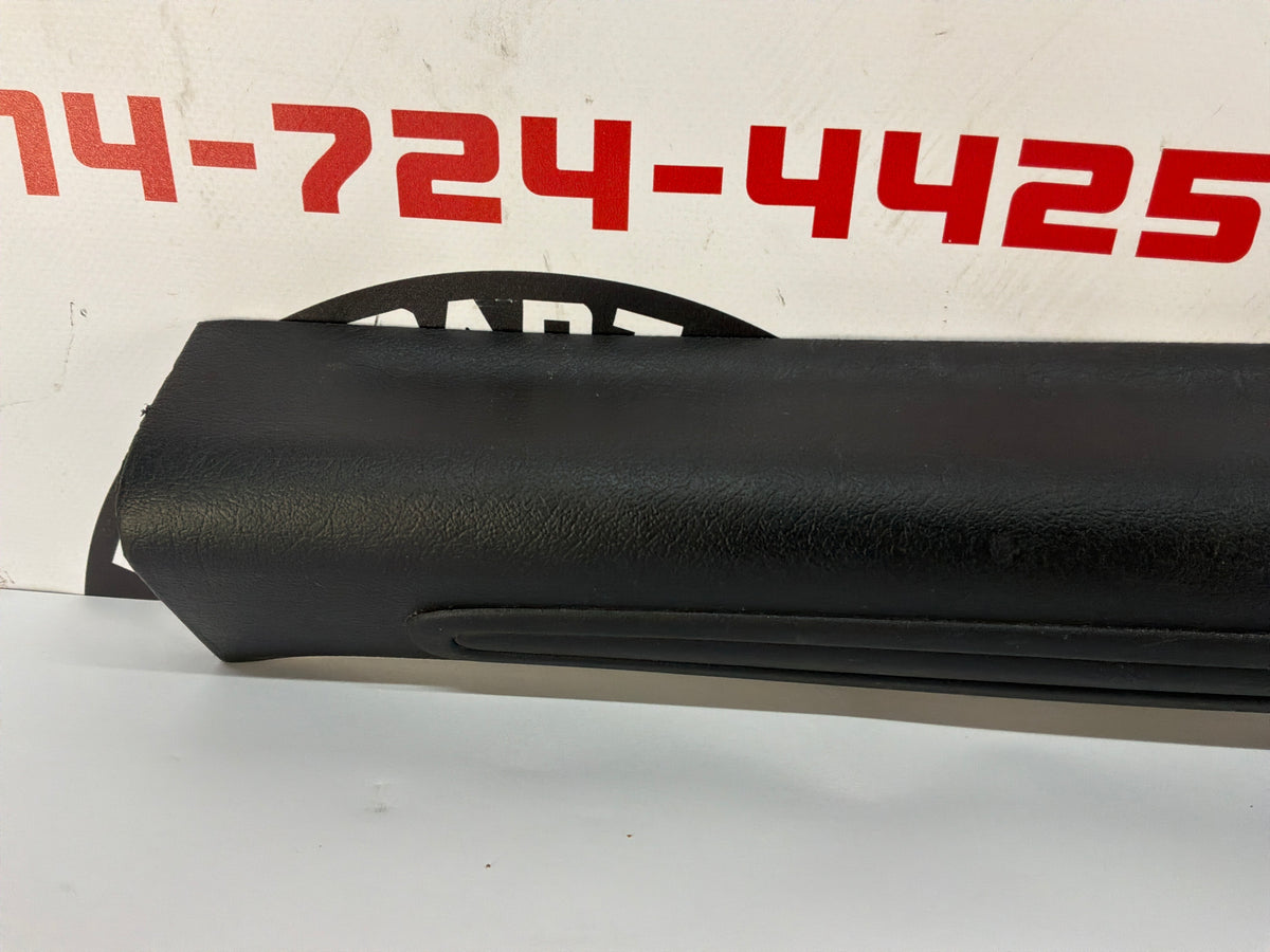2006 Pontiac GTO LH Driver Interior Sill Carpet Retainer Trim Cover Panel OEM