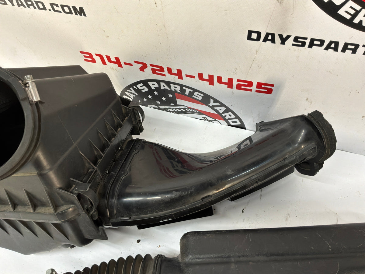 2014 Chevy SS Sedan Factory OEM Air Intake Box Assembly
