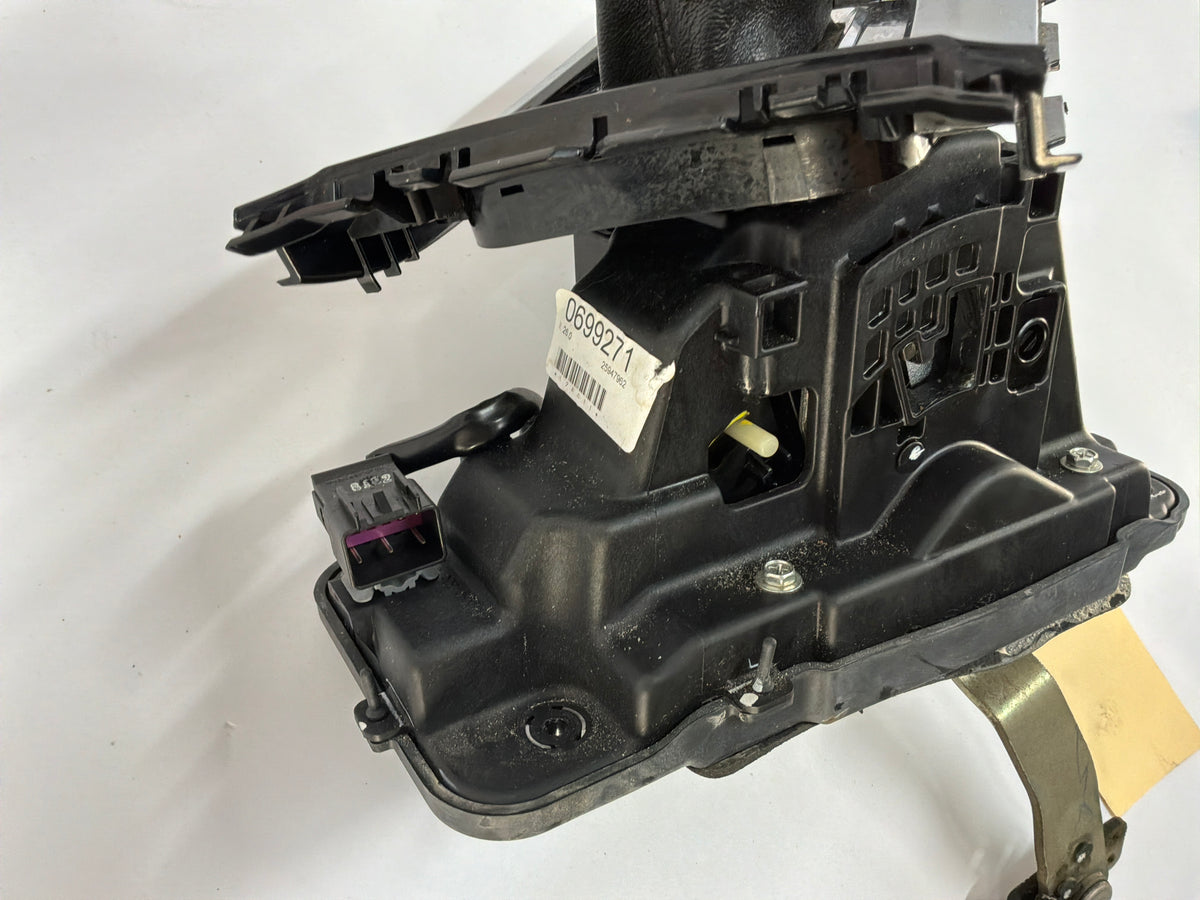 2009 Cadillac CTS-V Automatic Transmission Shifter Gear Selector Trim Bezel Panel Black OEM