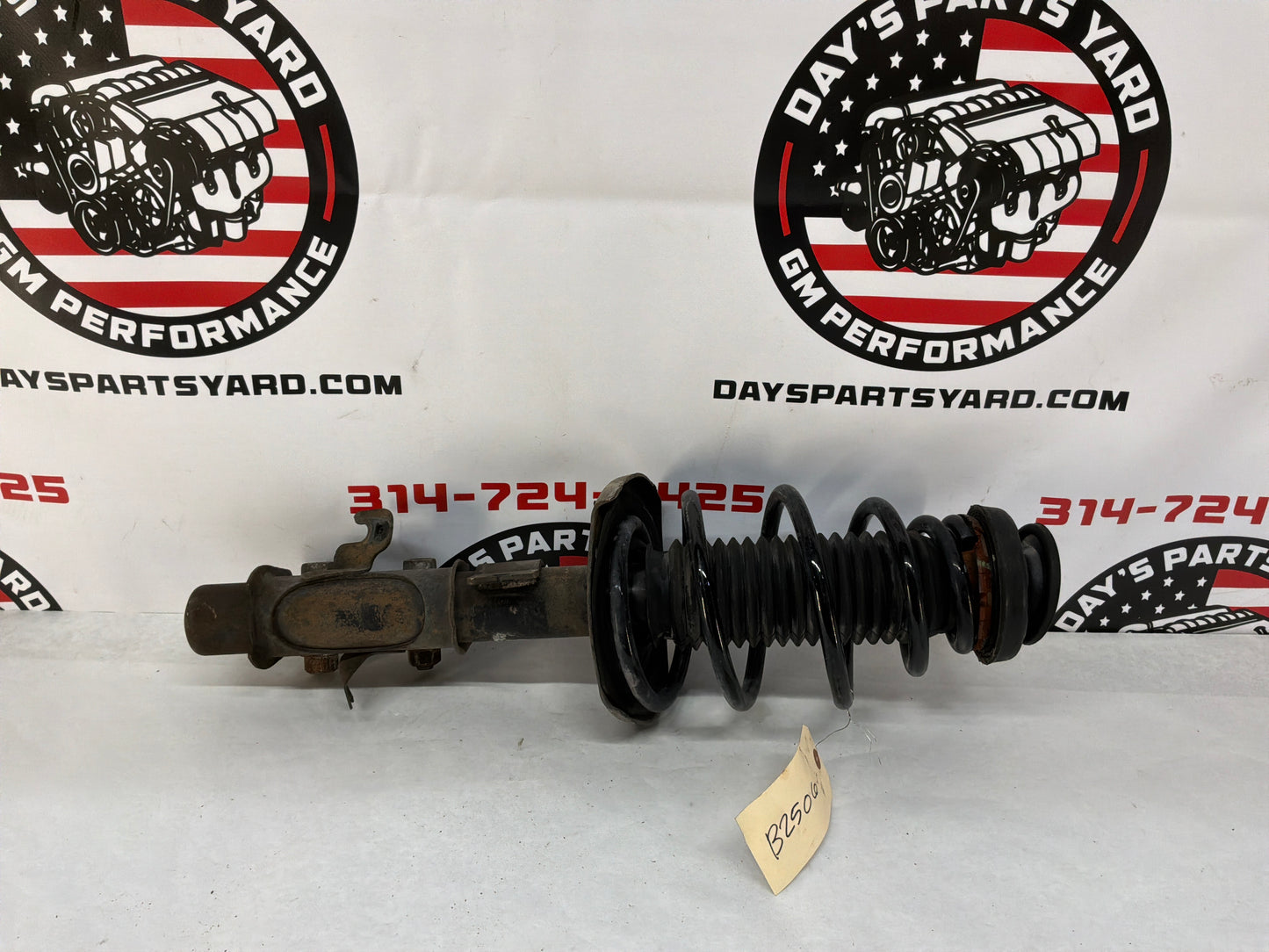 2014 Chevy Camaro SS Front LH Shock Strut Assembly Absorber OEM