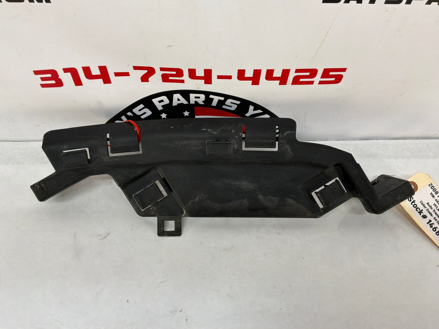2008 Pontiac G8 Base RH & LH Front Bumper Brackets OEM
