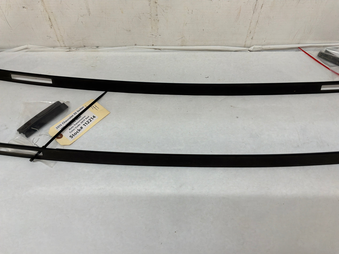 2015 Chevy SS Sedan Roof Top Trim Finish Panel Moldings RH & LH OEM