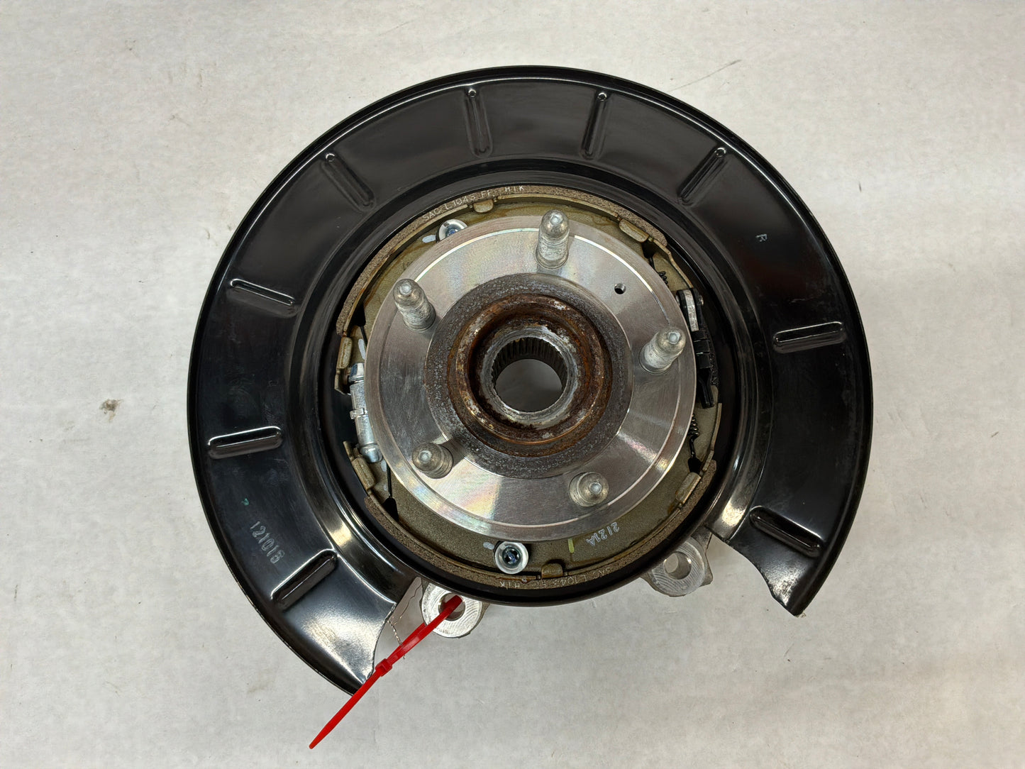 2013 Chevy Camaro 1LE RH Passenger Rear Spindle Knuckle Hub Wheel Bearing OEM