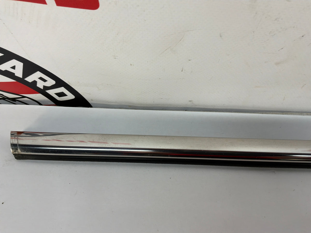 2016 Chevy SS Sedan RH Passenger Front Window Door Belt Reveal Molding Trim OEM