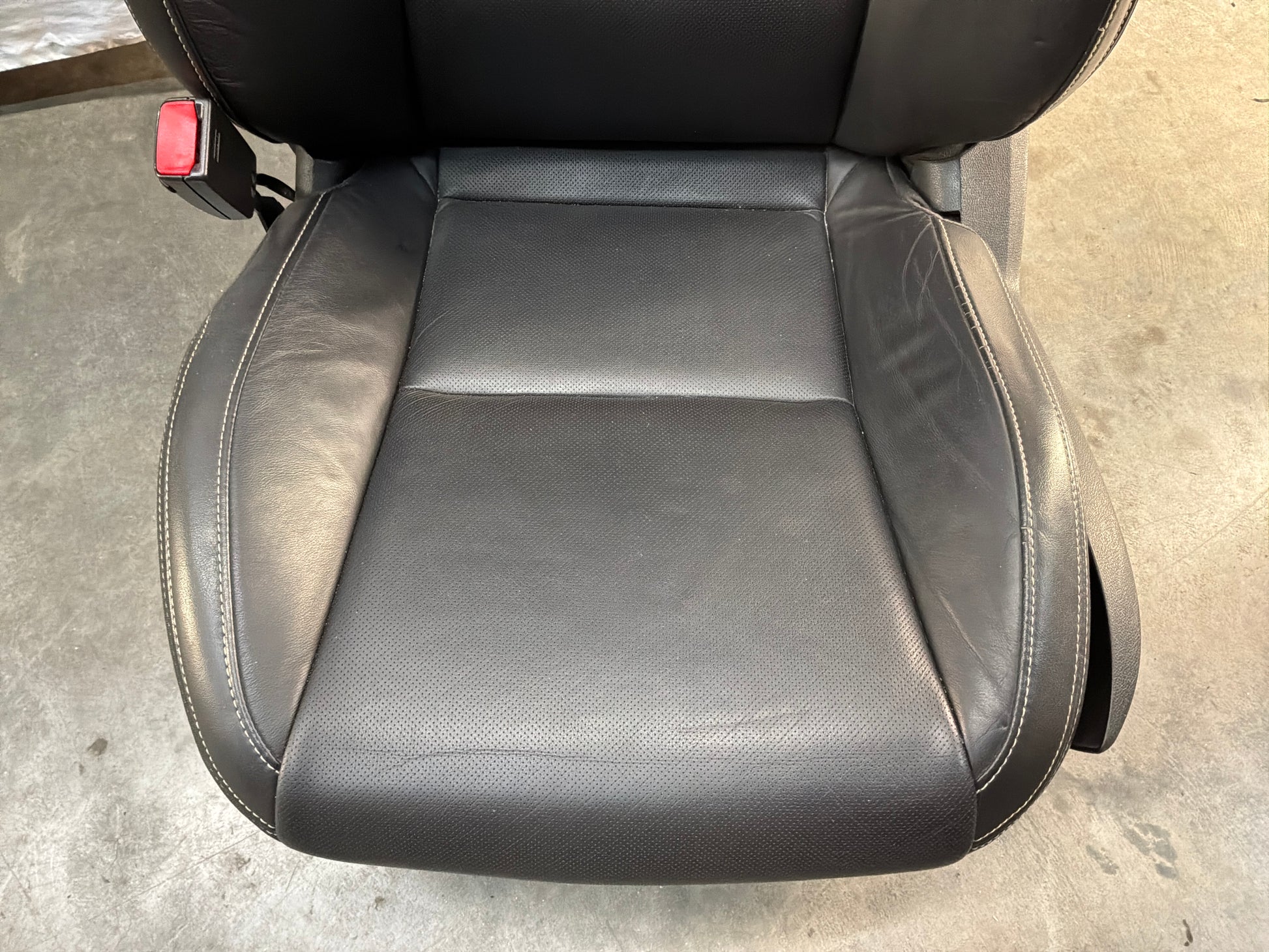 Seats fronts and rears - Day's Parts Yard