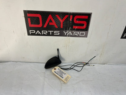 2016 Chevy Caprice PPV Shark Fin Radio Stereo Antenna OEM